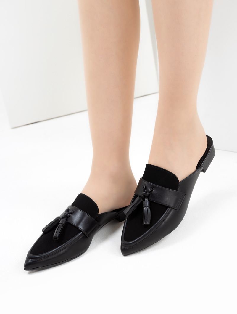 Mules à bout pointu